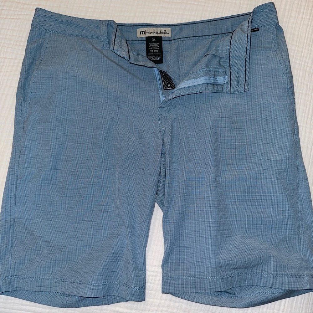 Travis Mathew Size 34 Golf Shorts